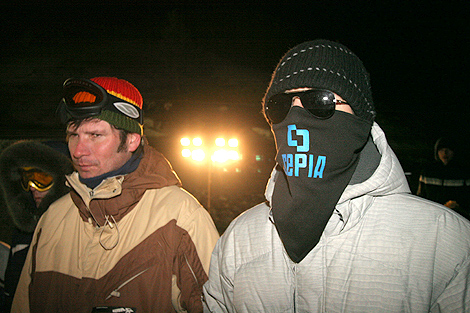 Хомяк в клетке